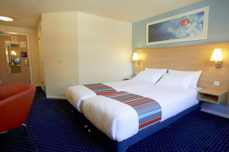Travelodge Bedford Wyboston Buitenkant foto