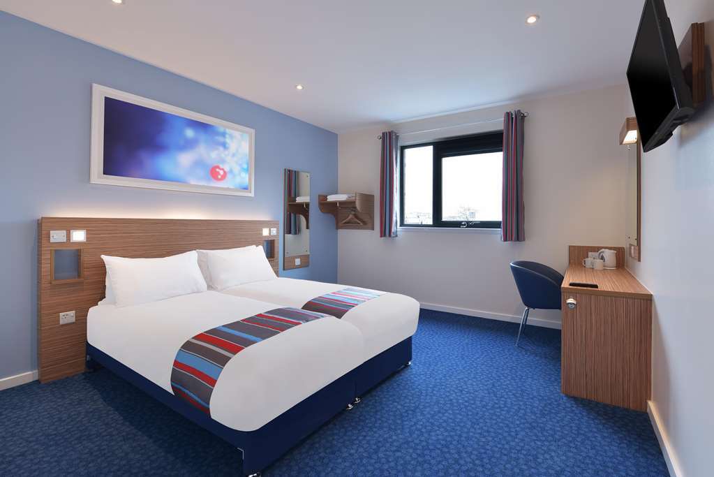 Travelodge Bedford Wyboston Kamer foto