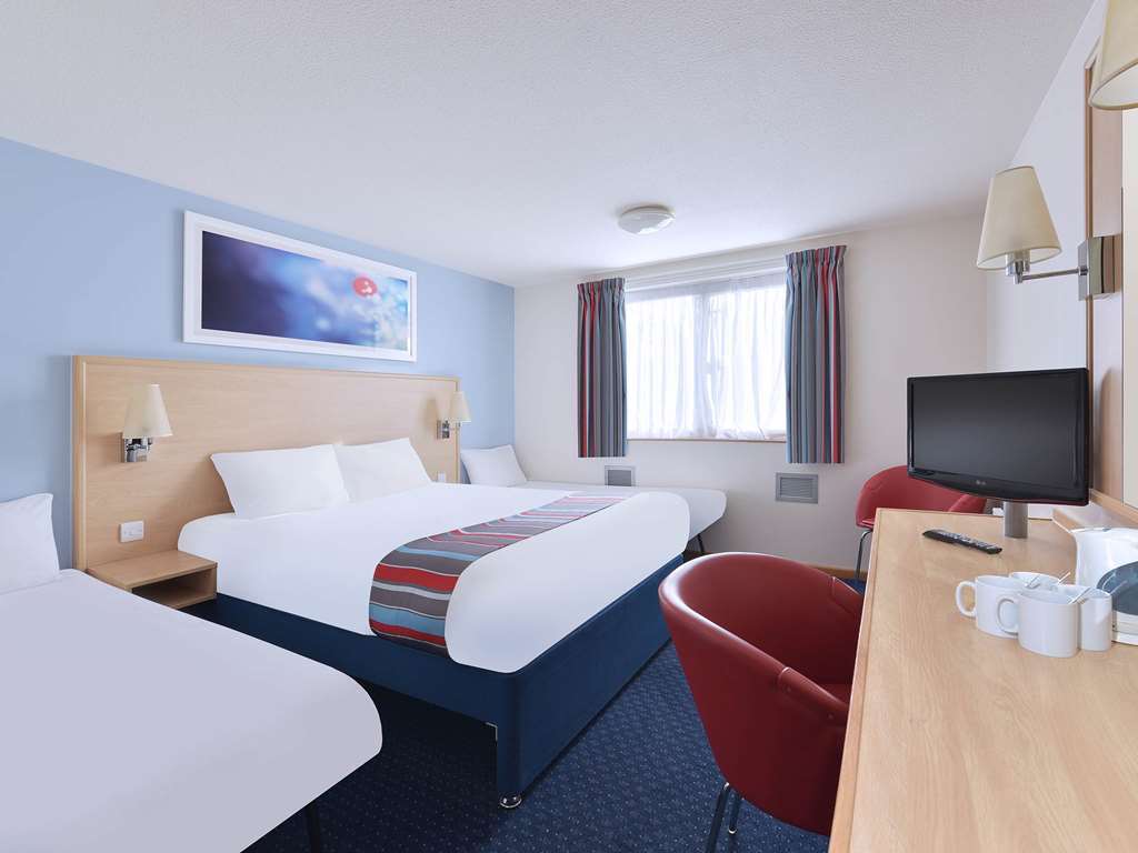 Travelodge Bedford Wyboston Kamer foto